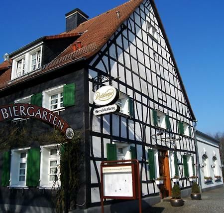 Hotel Restaurant Westfalenkrug Wuppertal Exterior foto